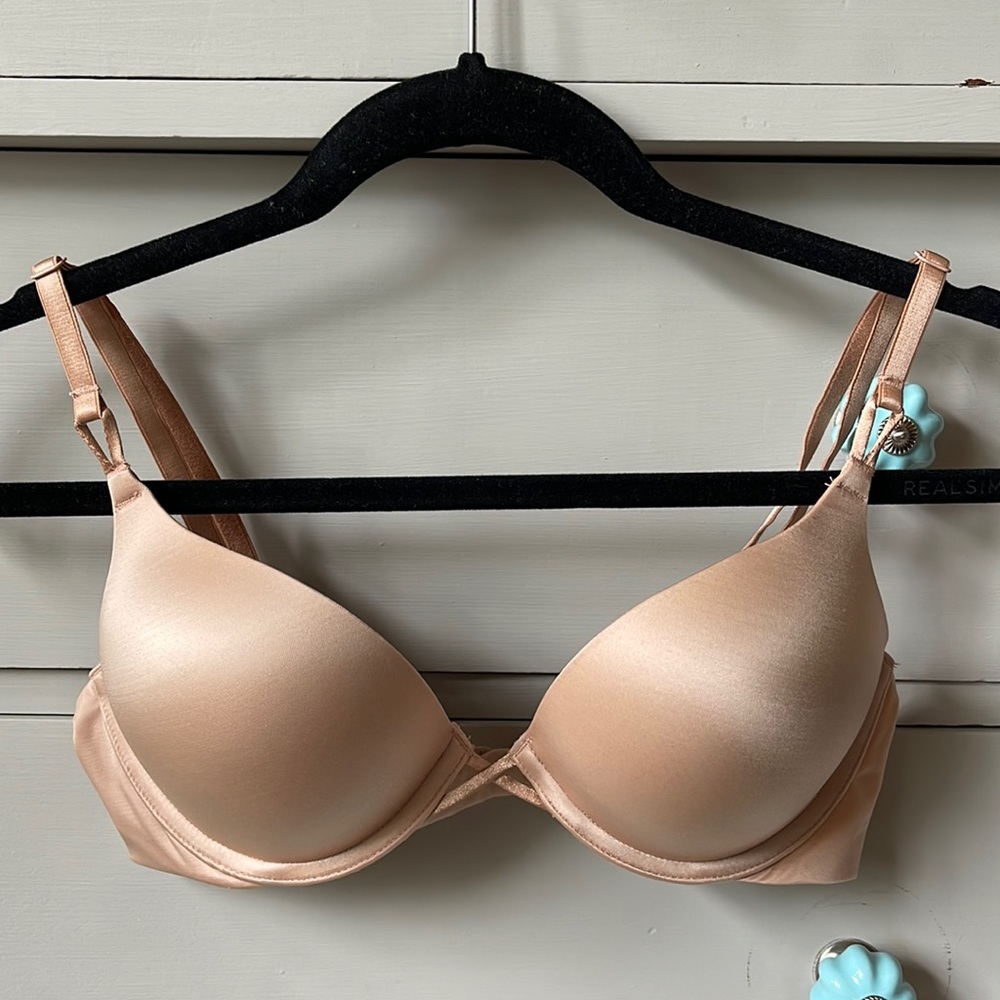 EUC Victoria’s Secret Bombshell Plunge Push Up Bra